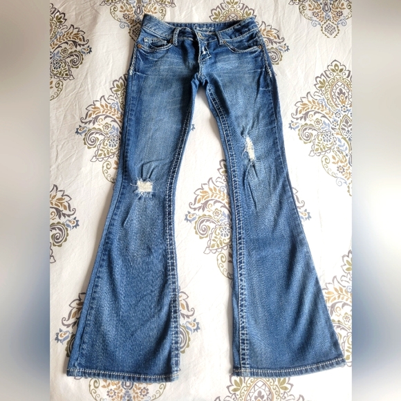 Excellent Condition. Size 3 Vintage Amethyst Flared Jeans. - Picture 1 of 7